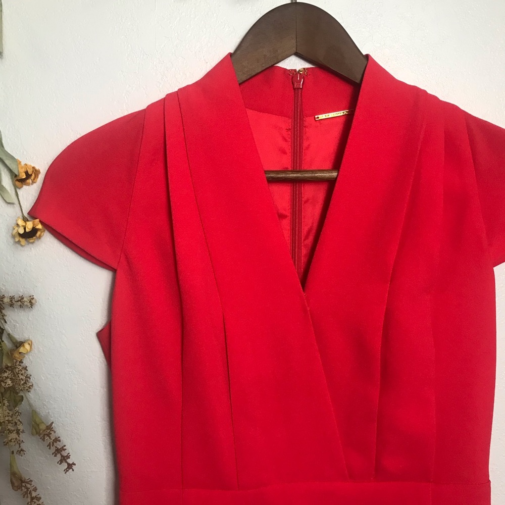 ELIE TAHARI bright coral shift dress - Picture 4 of 7